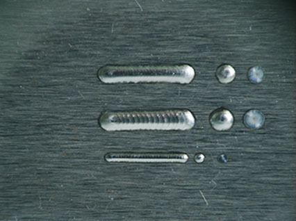<a href='http://www.zhsysm.com/product/3.htm' class='text_a'>模具激光焊機</a>修復鏡面模具效果
